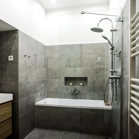 Cosy Grey Classic
